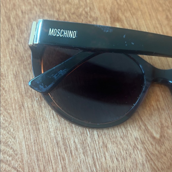 Moschino Tortoise Shell Sunglasses - Picture 3 of 10